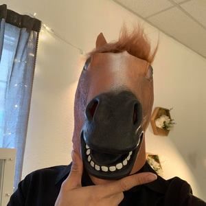 Meet your Posher, Triều